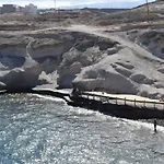 La Caleta Arico 2 Homestay szállás *